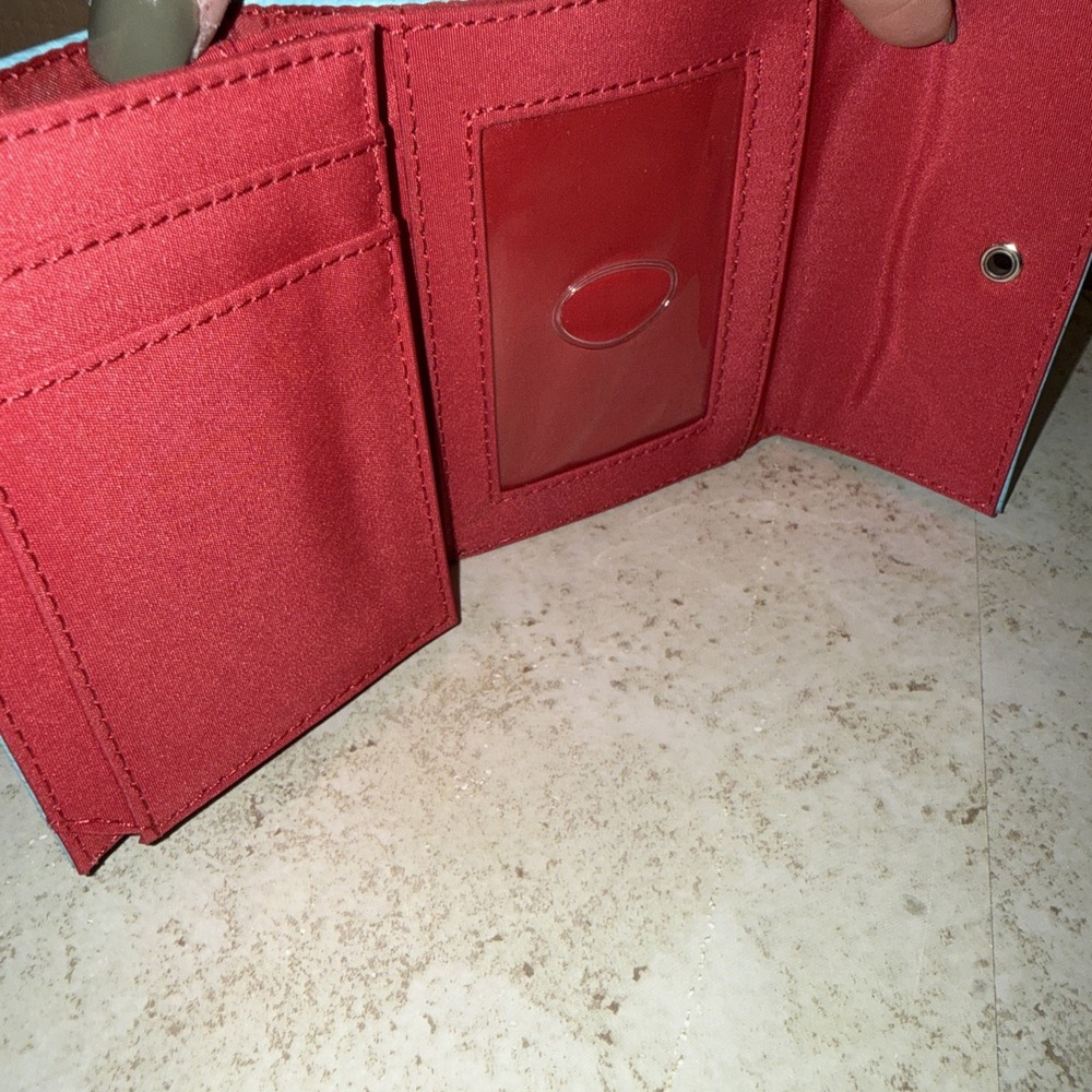 Liz Claiborne Light Blue Leather Wallet - Picture 4 of 5